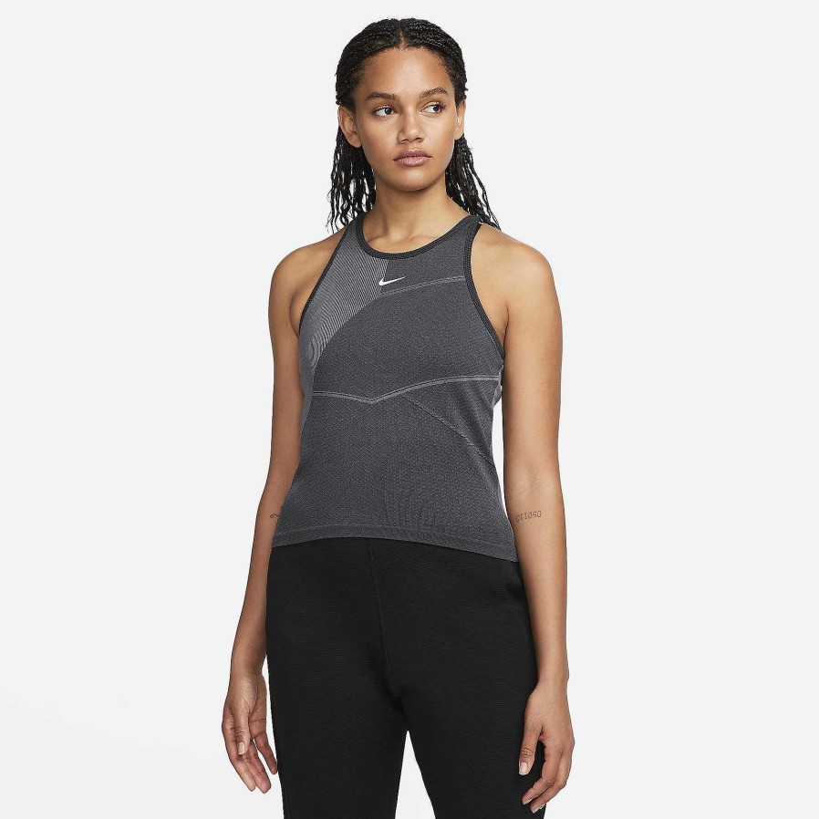 Damen Nike Tops Und T-Shirts | Nike Dri-Fit Adv Aura