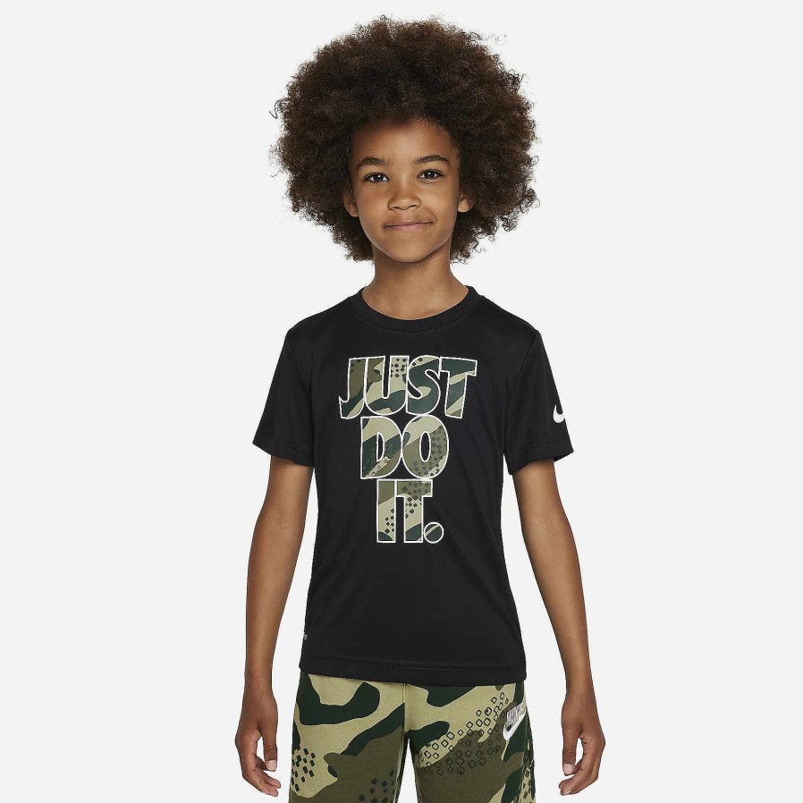 Kinder Nike Tops Und T-Shirts | Nike Club Seasonal Camo T-Shirt