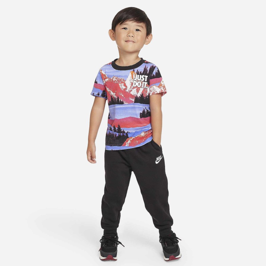 Kinder Nike Tops Und T-Shirts | Nike Snowscape Bedrucktes T-Shirt