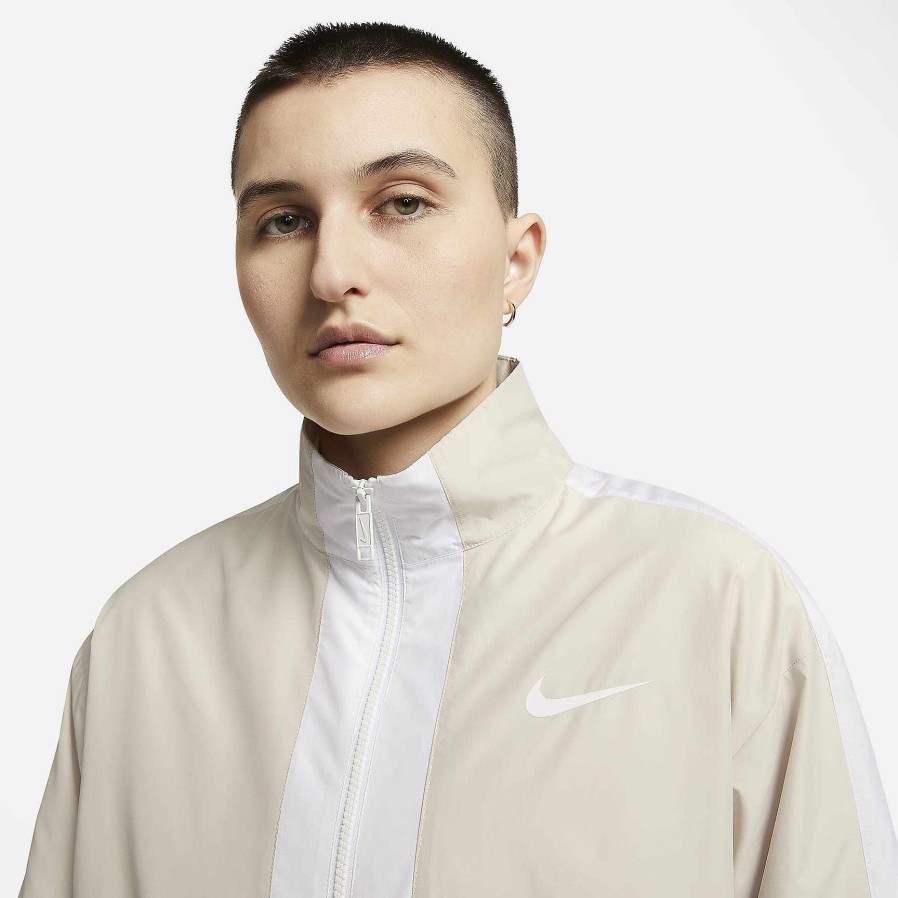 Damen Nike Oberbekleidung Und Jacken | Us Essential